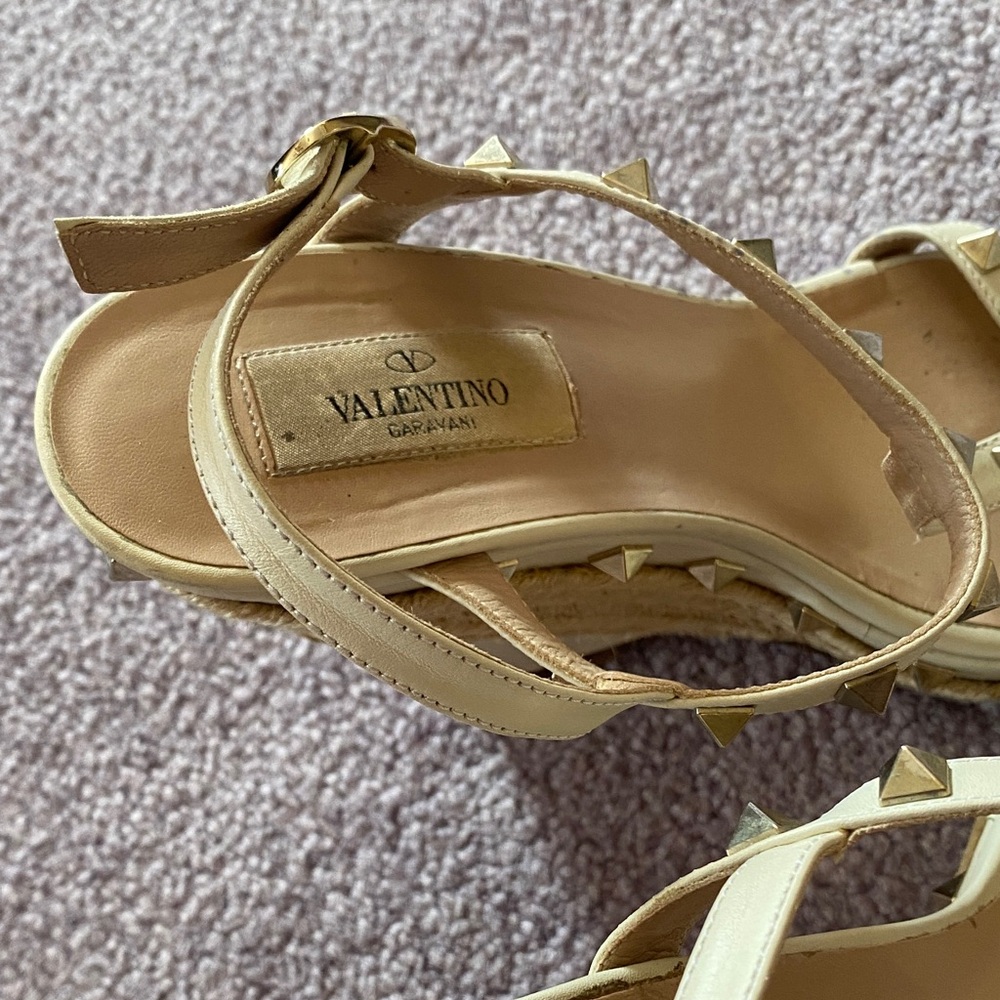 Valentino Garavani Cream Espadrille Wedge Sandals with Gold Studs - Picture 8 of 11